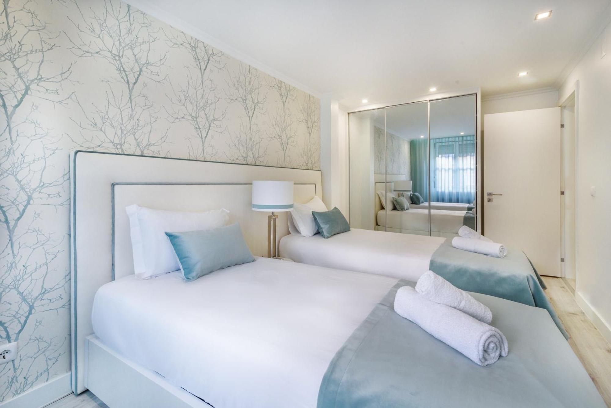 Whome Chic Escape: Your Stylish Haven In Downtown * Lisbon